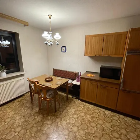 Wg In Homberg Efze, Monteurzimmer, 2 Erwachsene, 1 Doppelzimmer Nr 3 Apartment *